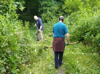 Lound volunteers clearing the route through Bloodman's Corner - Andy Hickinbotham 