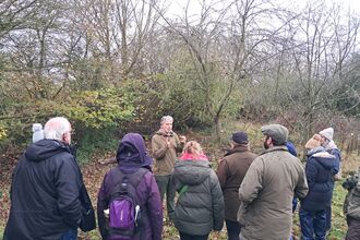 Jon leading a Wild Cocktails walk