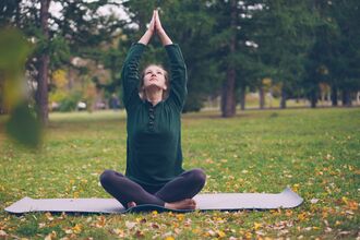 Outdoor Yoga Pexel Silver K Black