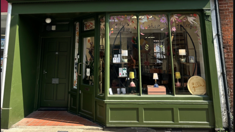 Lois Gunn Studio Front