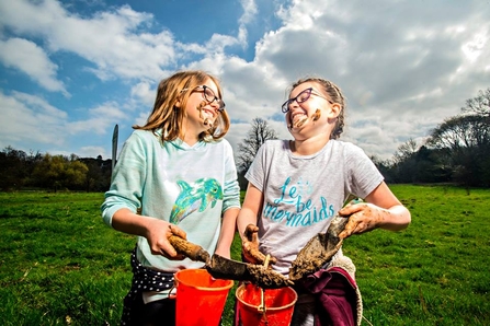 Holywells Park John Ferguson - Muddy faces