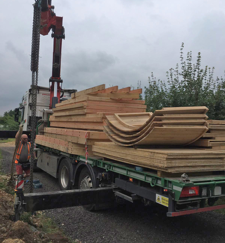 Double tier hide arriving at Lackford Lakes – Will Cranstoun